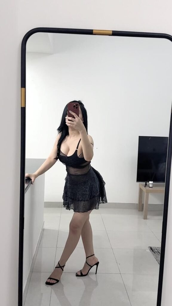 Escorts Service In The Suryaa Hotel New Delhi